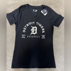 Genuine Merchandise Detroit Tigers Navy Tee Women’s Small